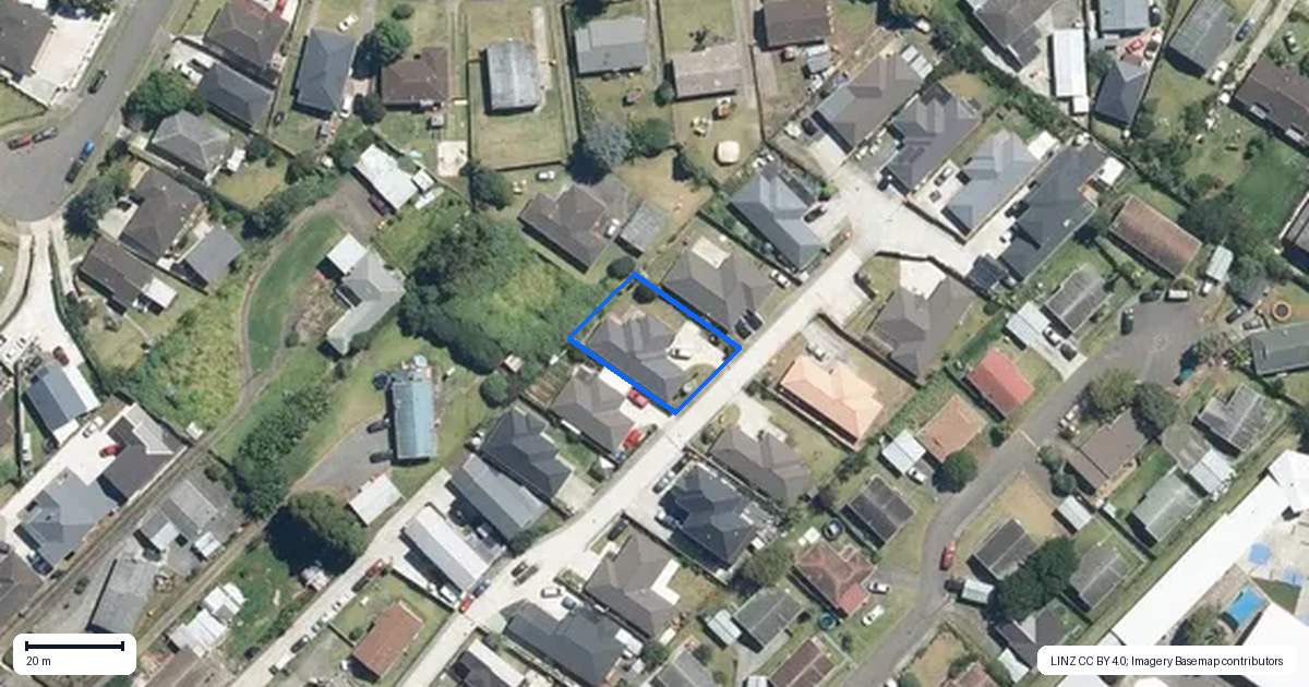 Property context map for 14 Mataoho Lane, Mangere East, Auckland