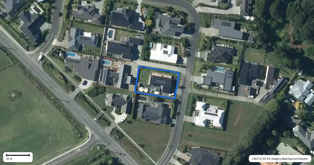 Property context map for 5 Awanui Crescent, Matakana