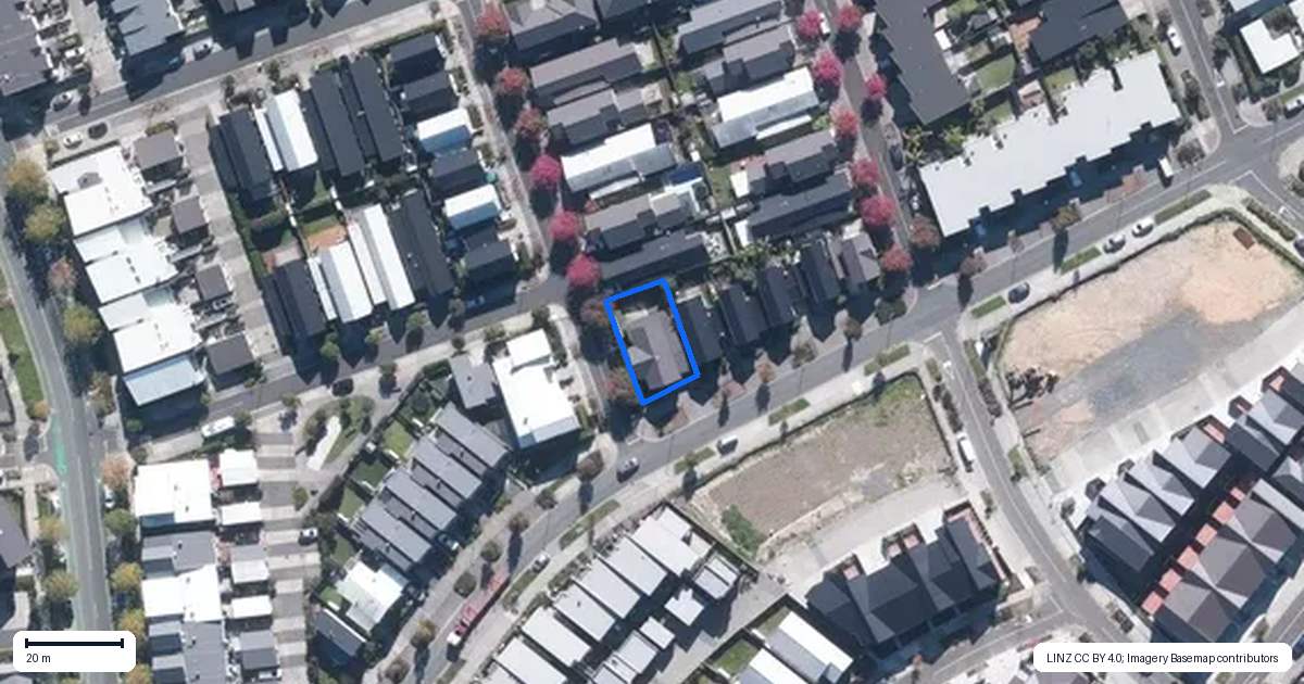 Property context map for 154 Clark Road, Hobsonville, Auckland