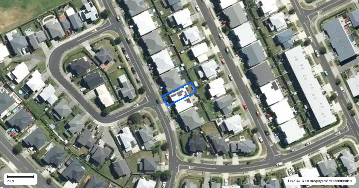 Property context map for 13 Forbes McCammon Drive, Swanson, Auckland