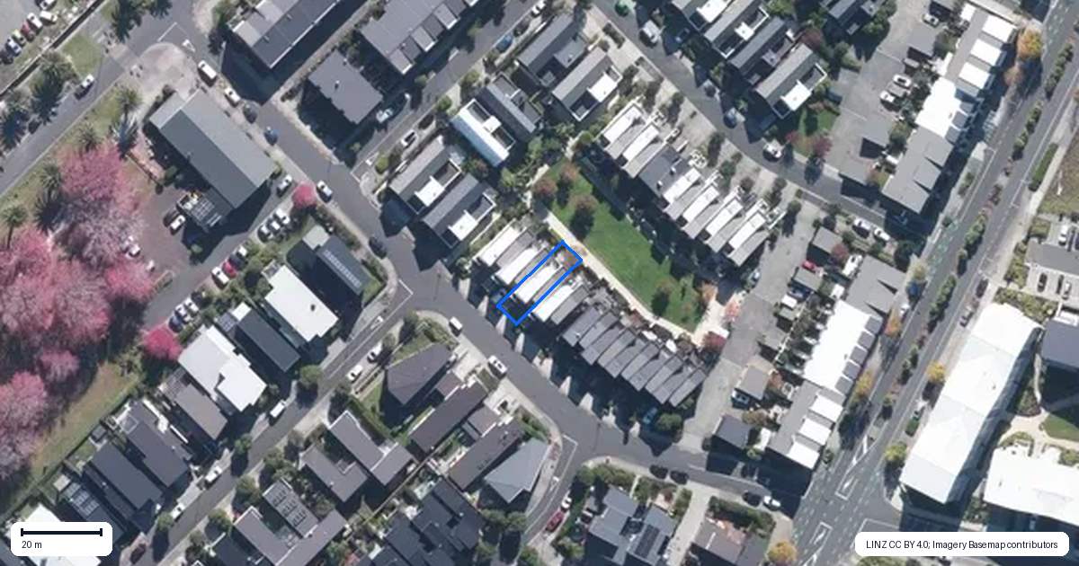 Property context map for 16 Hastings Street, Hobsonville, Auckland