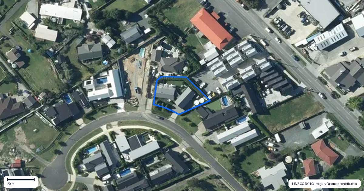 Property context map for 18 Torea Road, Matakana