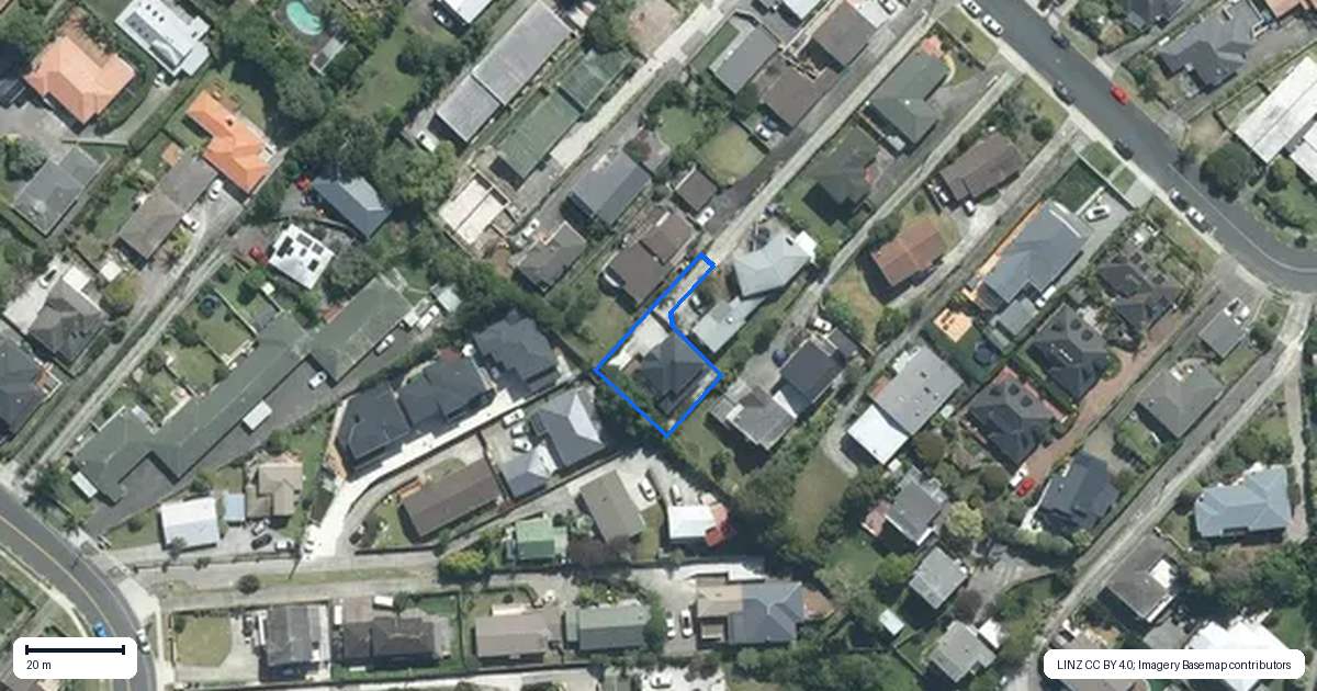 Property context map for 8B Dallinghoe Crescent, Milford, Auckland