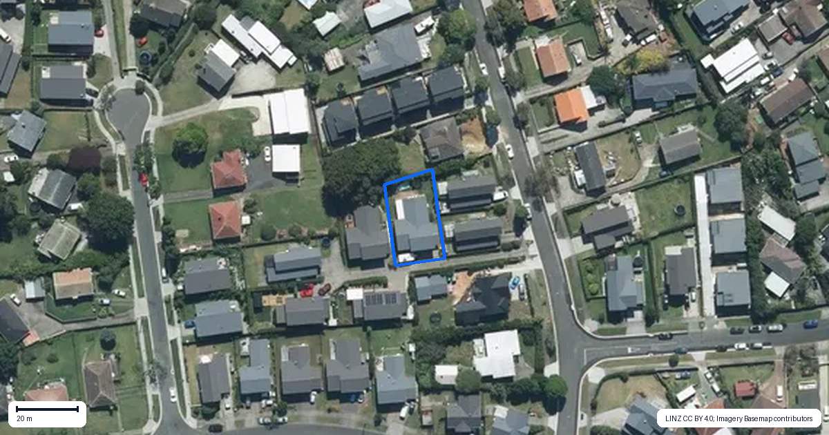 Property context map for 61A Castledine Crescent, Glen Innes, Auckland