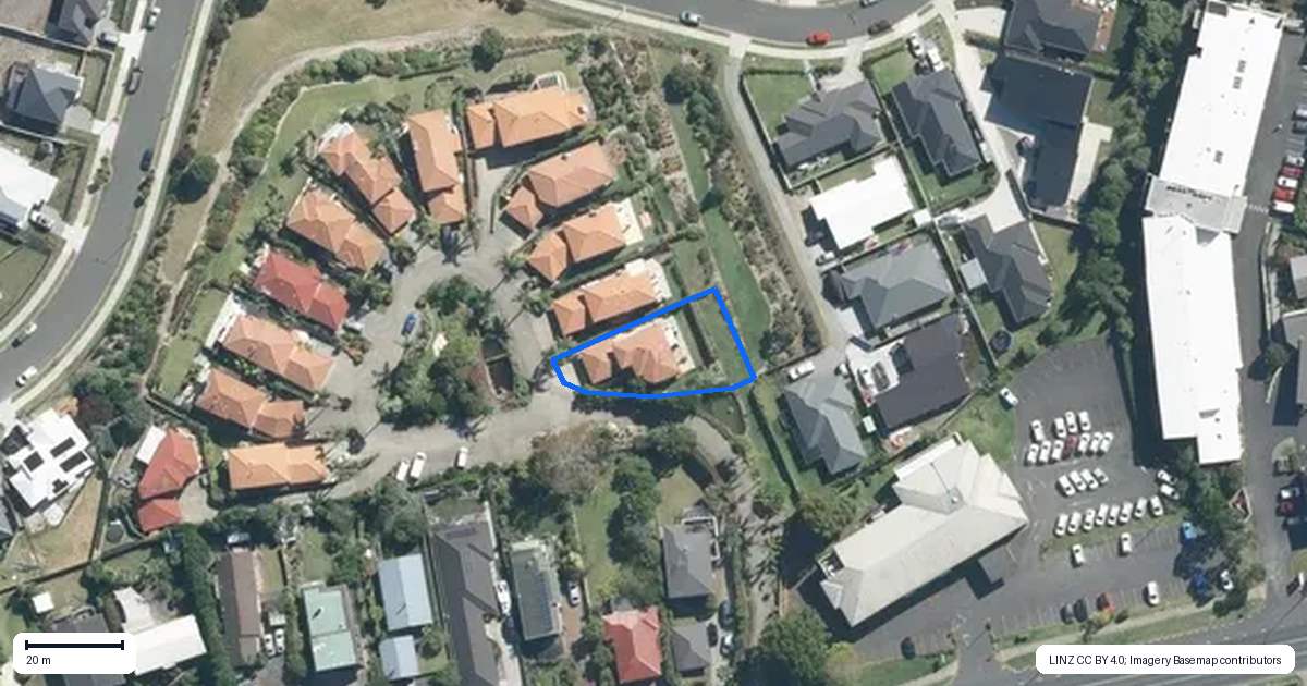 Property context map for 1/126 Whangaparaoa Road, Red Beach, Whangaparaoa