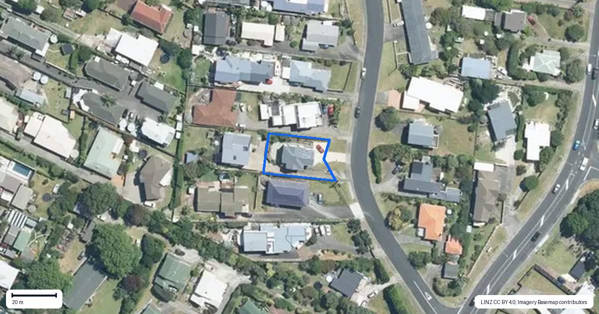 Property context map for 8 Brixton Road, Manly, Whangaparaoa
