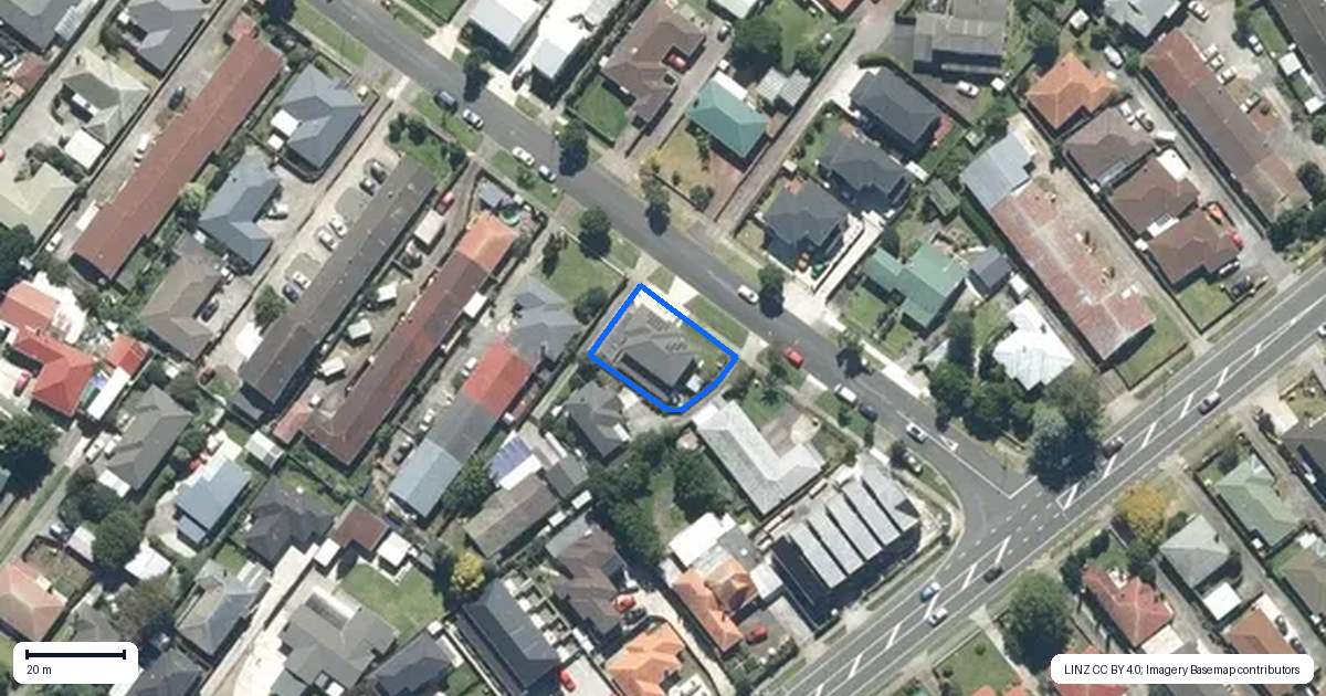 Property context map for 8 Omana Road, Papatoetoe, Auckland