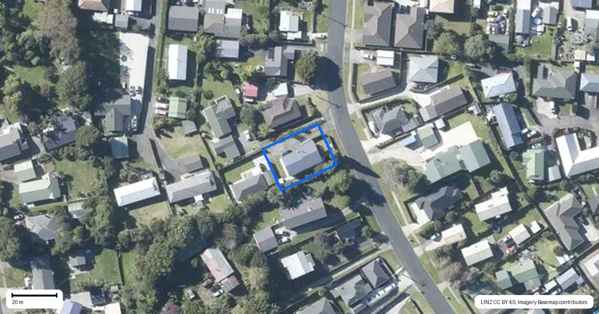 Property context map for 7 Campbell Street, Waiuku