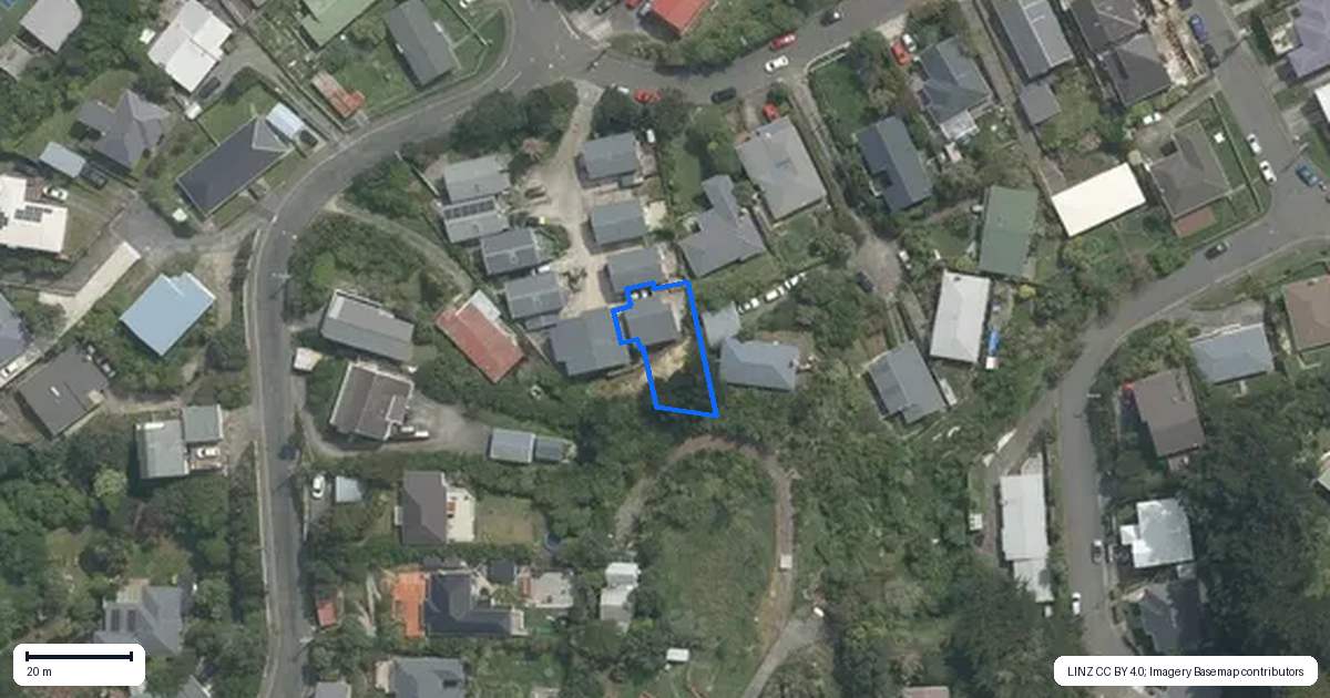 Property context map for 4/61 Black Rock Road, Newlands, Wellington