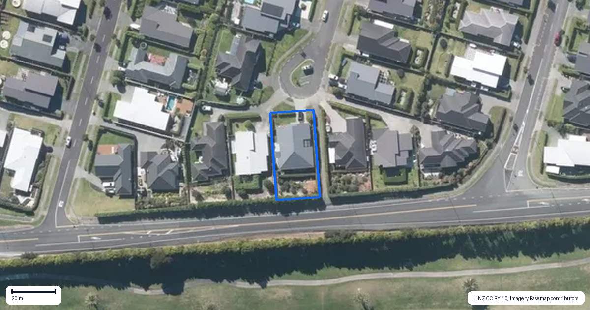 Property context map for 42 Kaiawa Street, Beachlands, Auckland