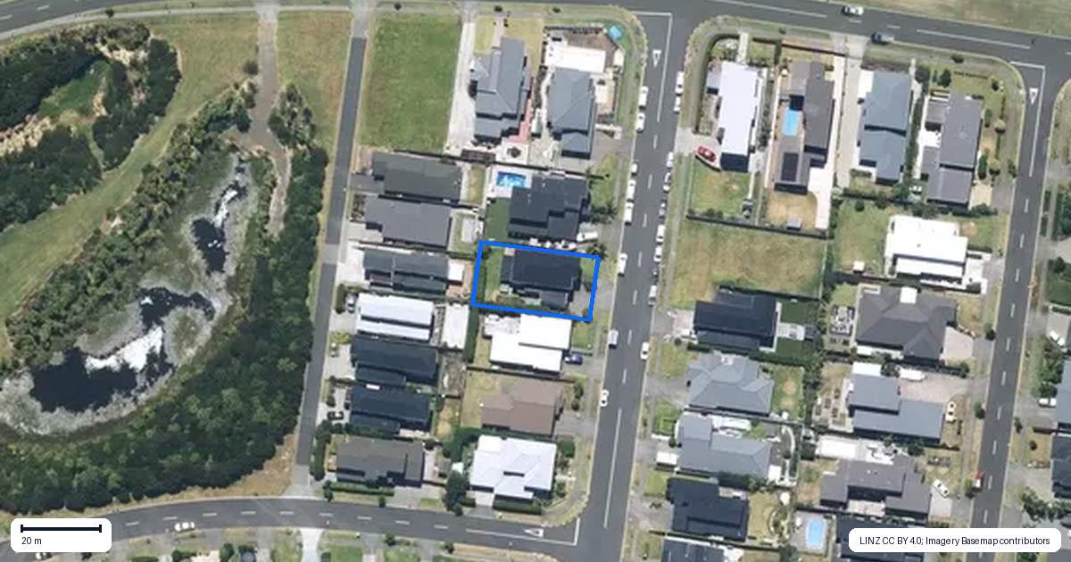Property context map for 72 Constellation Avenue, Beachlands, Auckland