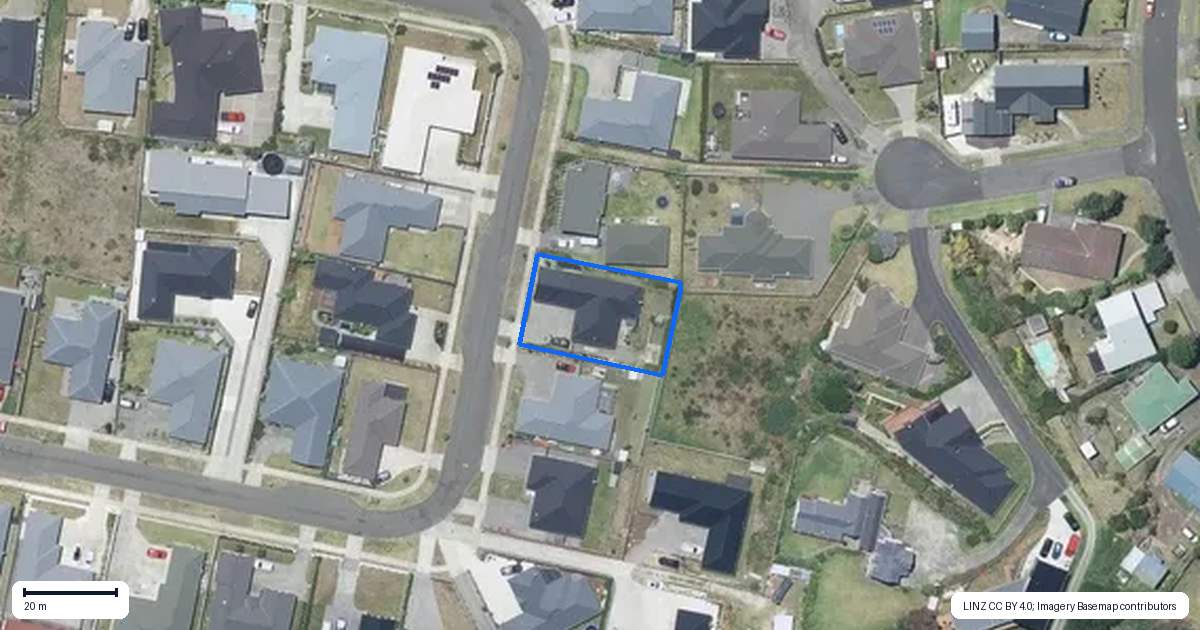 Property context map for 13 Magnolia Crescent, Tawhero, Whanganui
