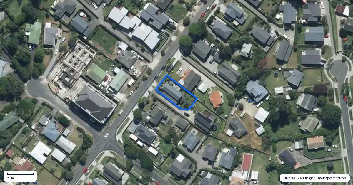 Property context map for 19A Castledine Crescent, Glen Innes, Auckland