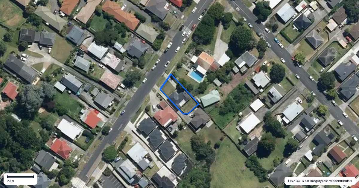 Property context map for 30 Fruitvale Road, New Lynn, Auckland