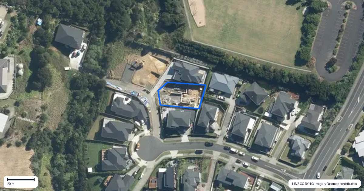Property context map for 20 Kahu Close, Orewa