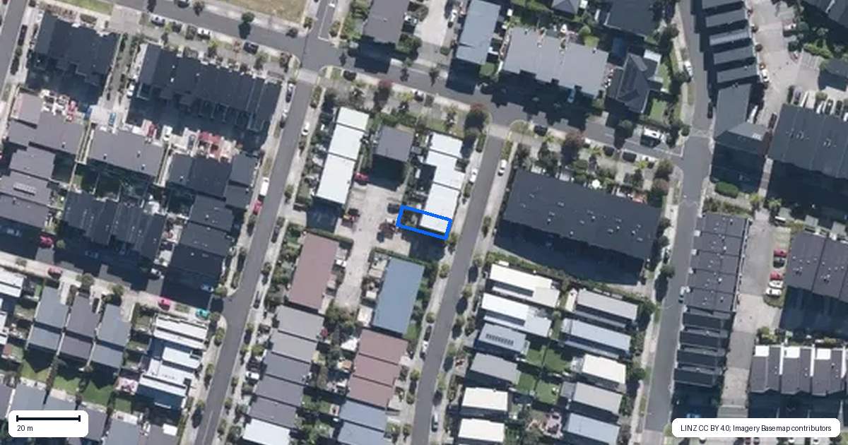 Property context map for 20 Oioi Road, Hobsonville, Auckland