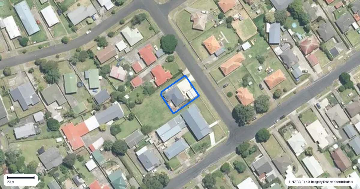 Property context map for 4 Montgomery Avenue, Pukekohe