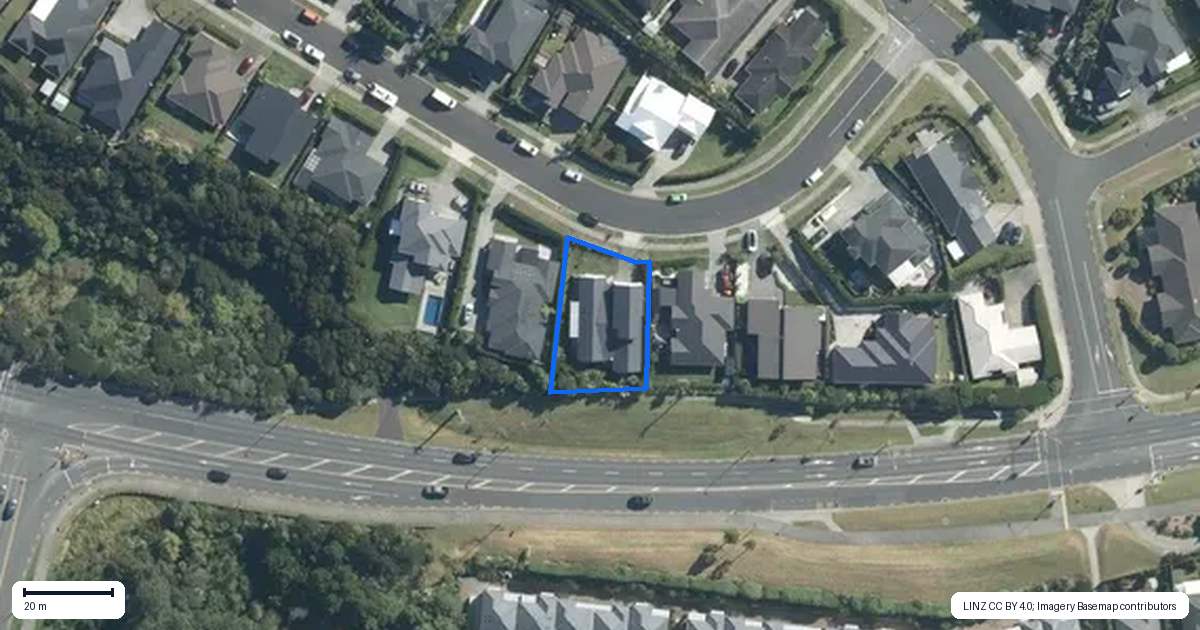 Property context map for 11 Syd Grant Crescent, Orewa