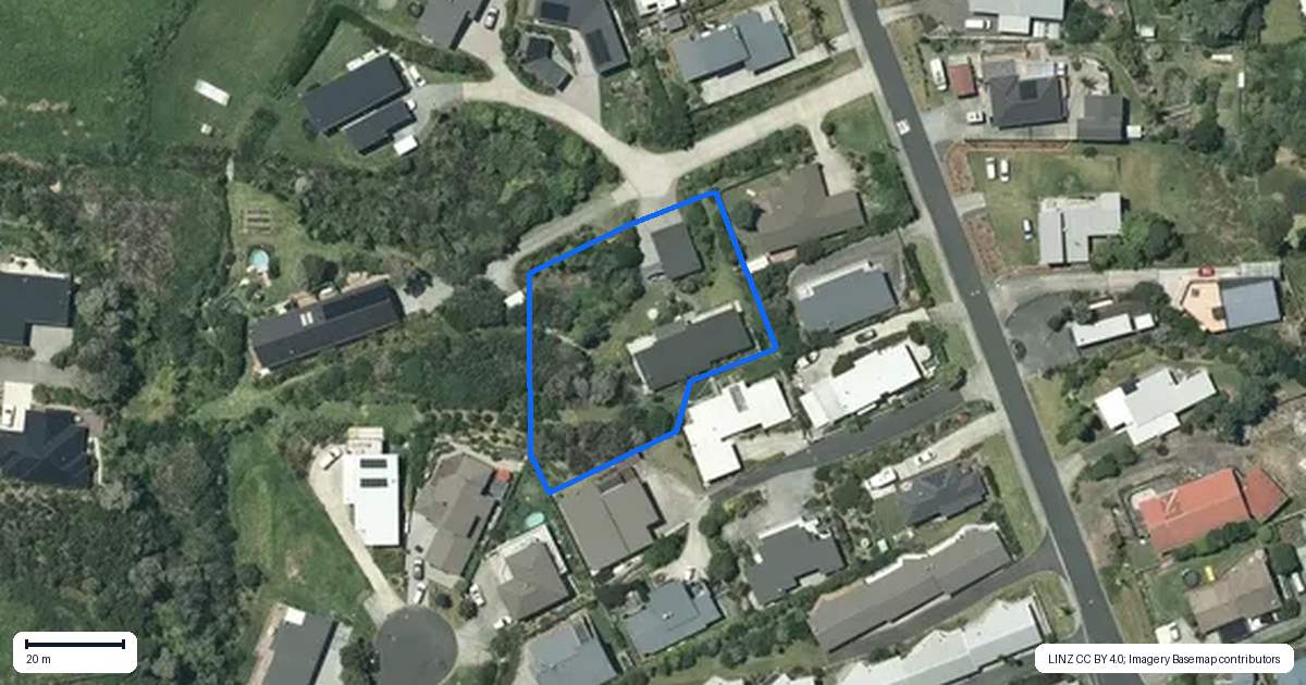 Property context map for 1 Aroaro Lane, Raglan