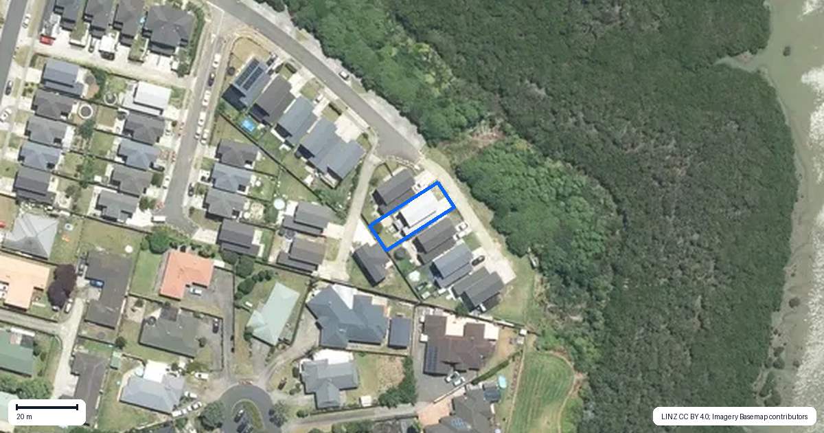 Property context map for 81 Becker Drive, Weymouth, Auckland