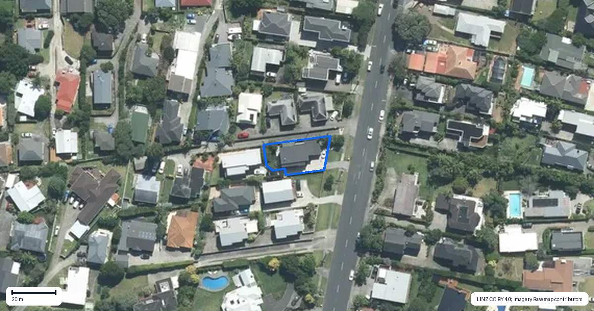 Property context map for 136 East Coast Road, Forrest Hill, Auckland