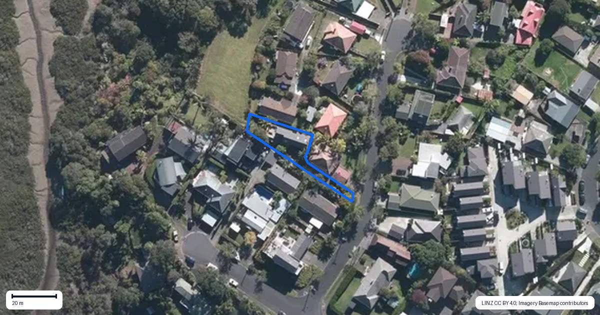 Property context map for 4A Howlett Street, Waterview, Auckland