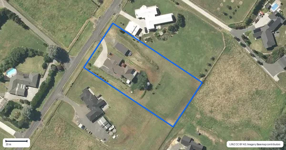 Property context map for 98 Vineyard Road, Te Kauwhata