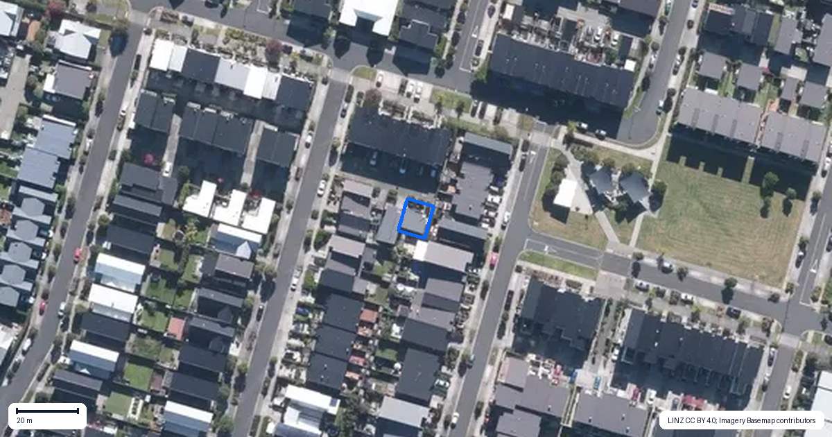 Property context map for 35 Saltmarsh Road, Hobsonville, Auckland