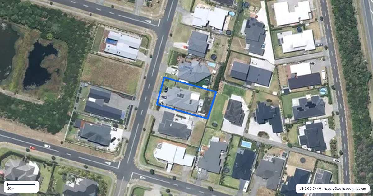Property context map for 31 Karo Road, Beachlands, Auckland