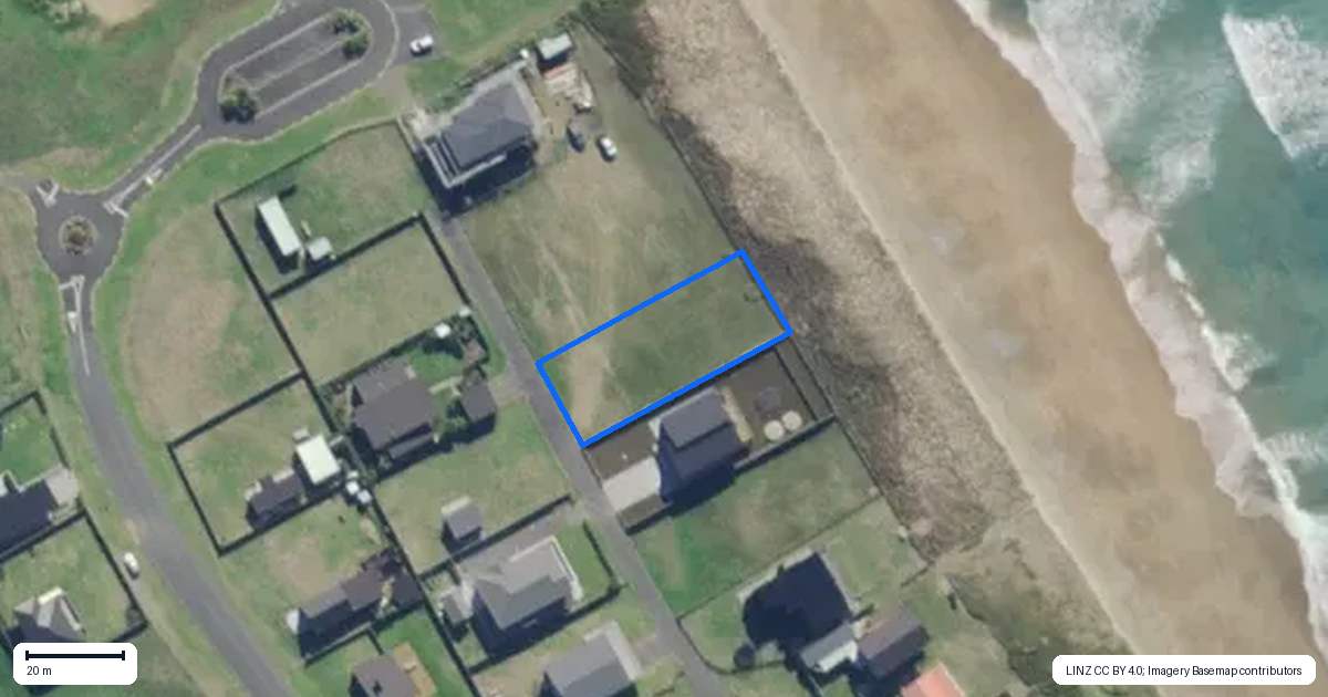 Property context map for 8 Christie Close, Pataua North