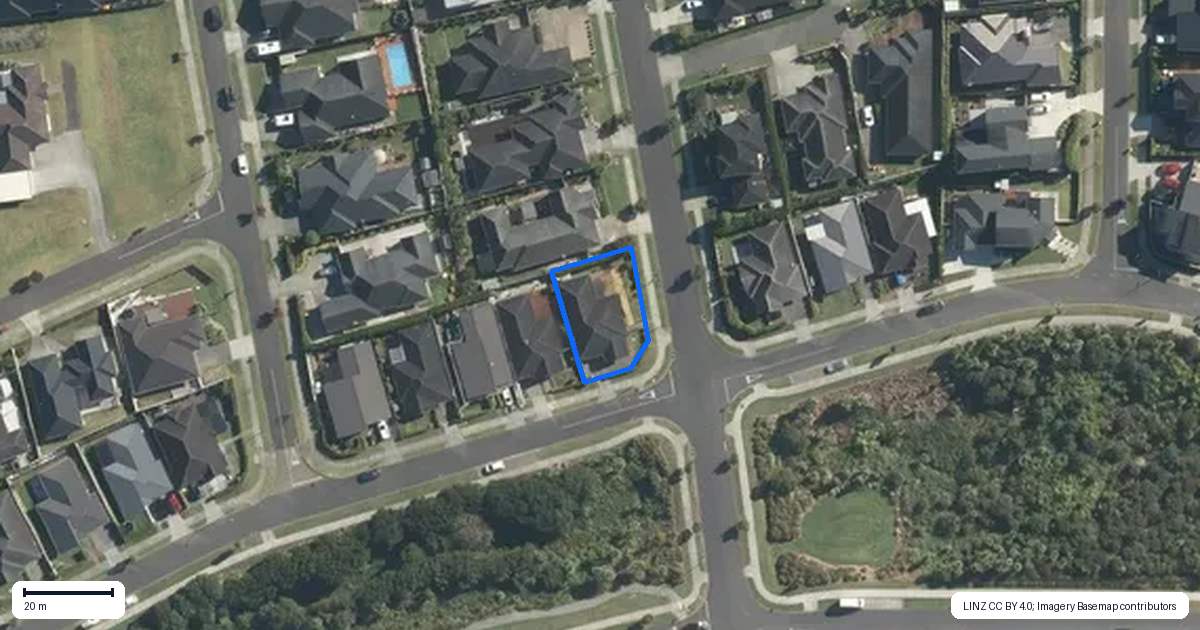 Property context map for 43 Pitoitoi Drive, Riverhead