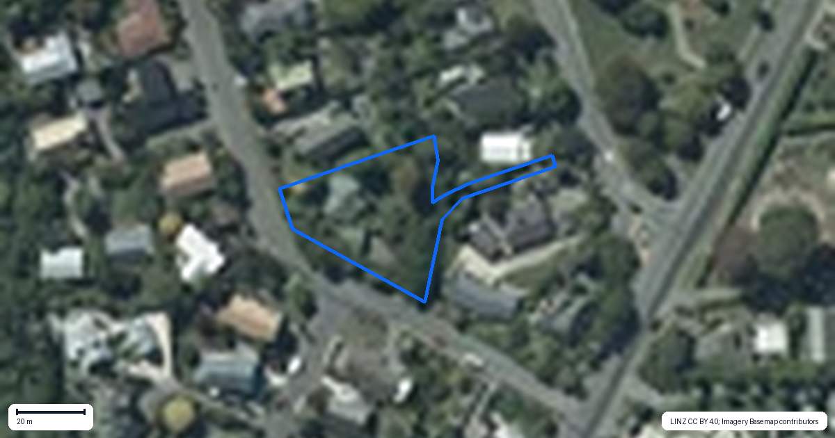 Property context map for 7 Port Hills Road, Heathcote Valley, Christchurch