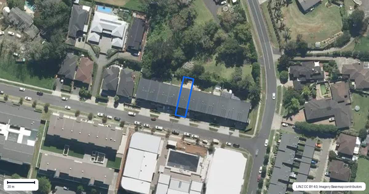 Property context map for 8A Carlos Drive, Flat Bush, Auckland