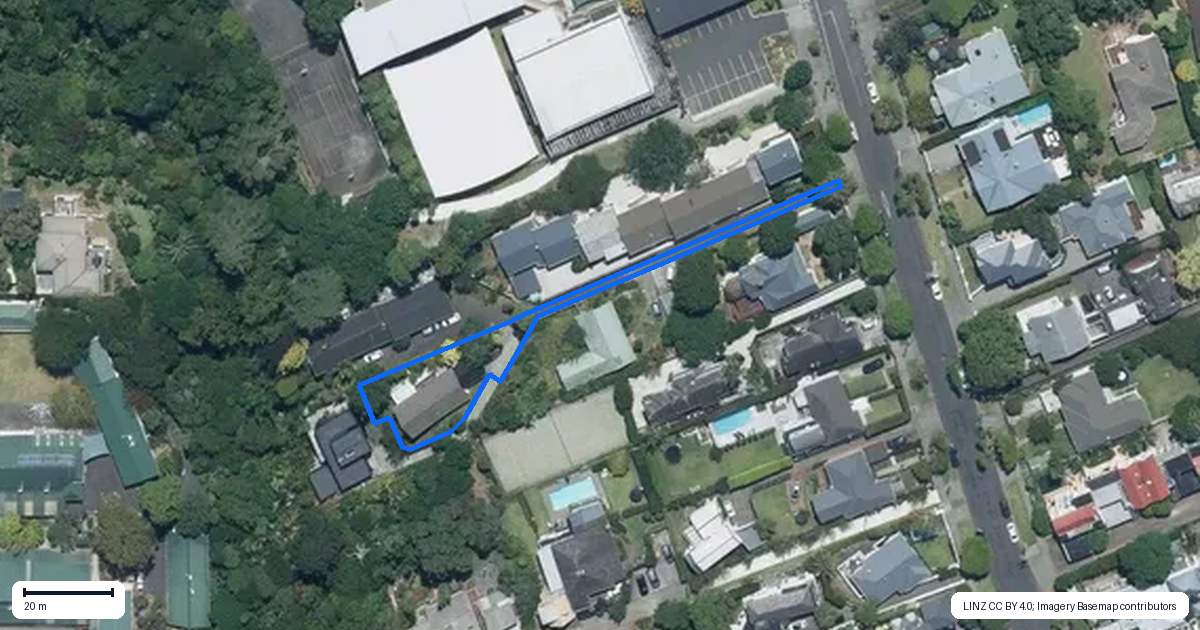 Property context map for 60 Waiatarua Road, Remuera, Auckland