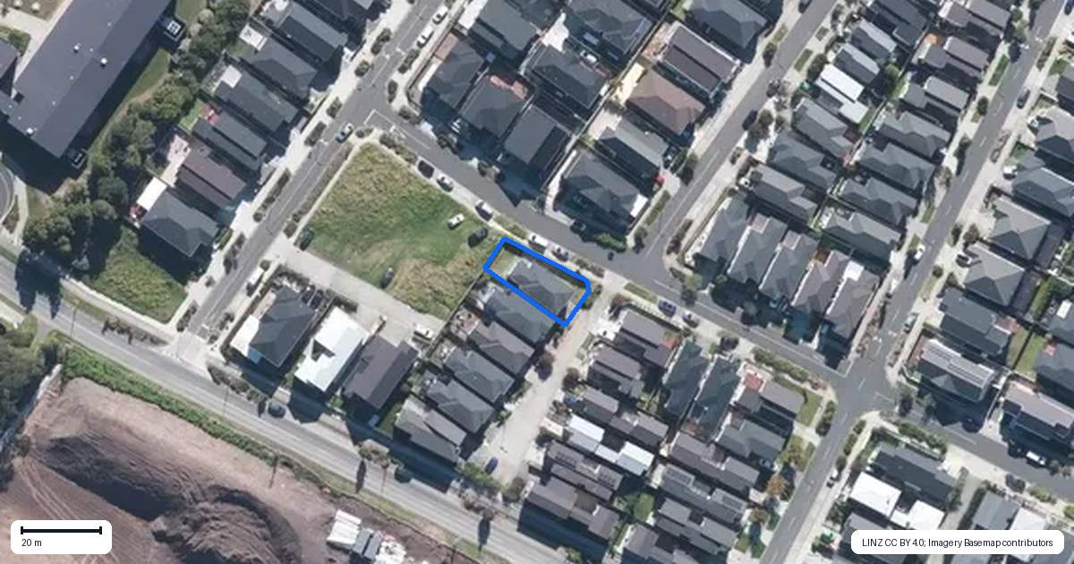 Property context map for 12 Pihoihoi Place, Hobsonville, Auckland