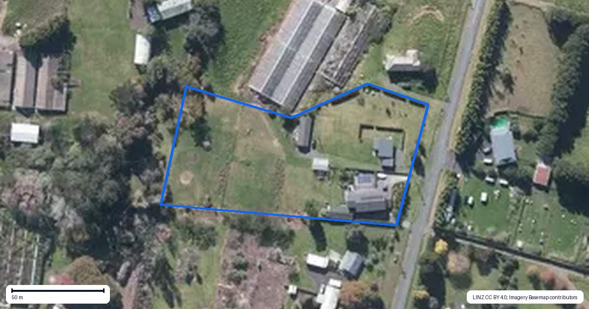 Property context map for 28 Riverlea Road, Whenuapai, Auckland
