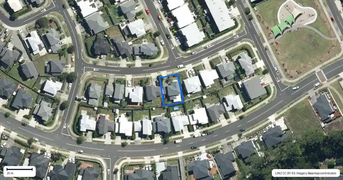 Property context map for 9 Frank Newton Road, Swanson, Auckland