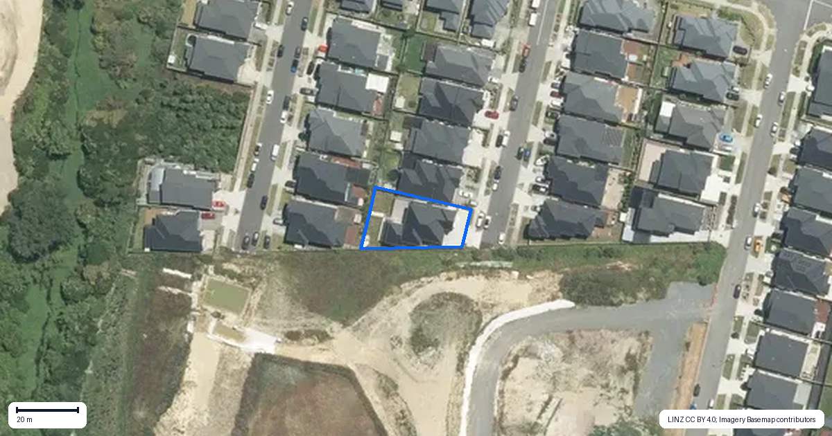 Property context map for 33 Carrygawley Road, Flat Bush, Auckland