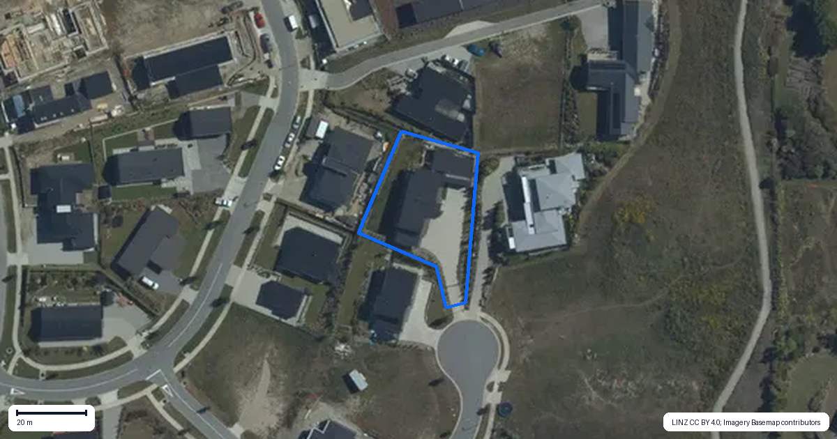 Property context map for 9 Barclay Place, Wanaka