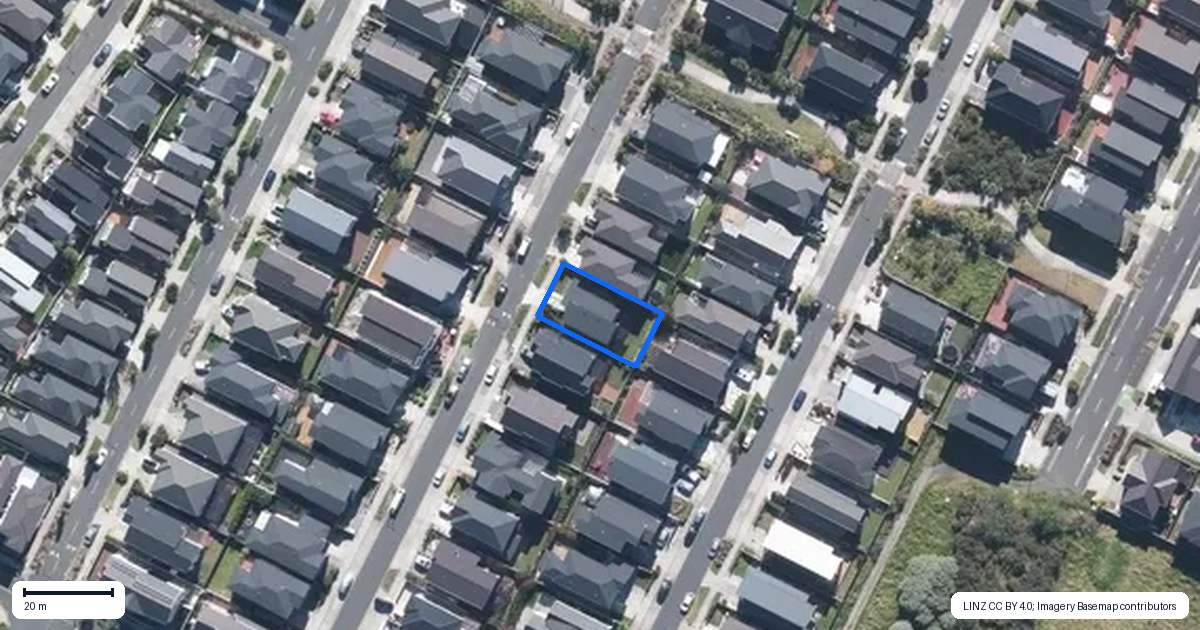 Property context map for 17 Toanui Road, Hobsonville, Auckland