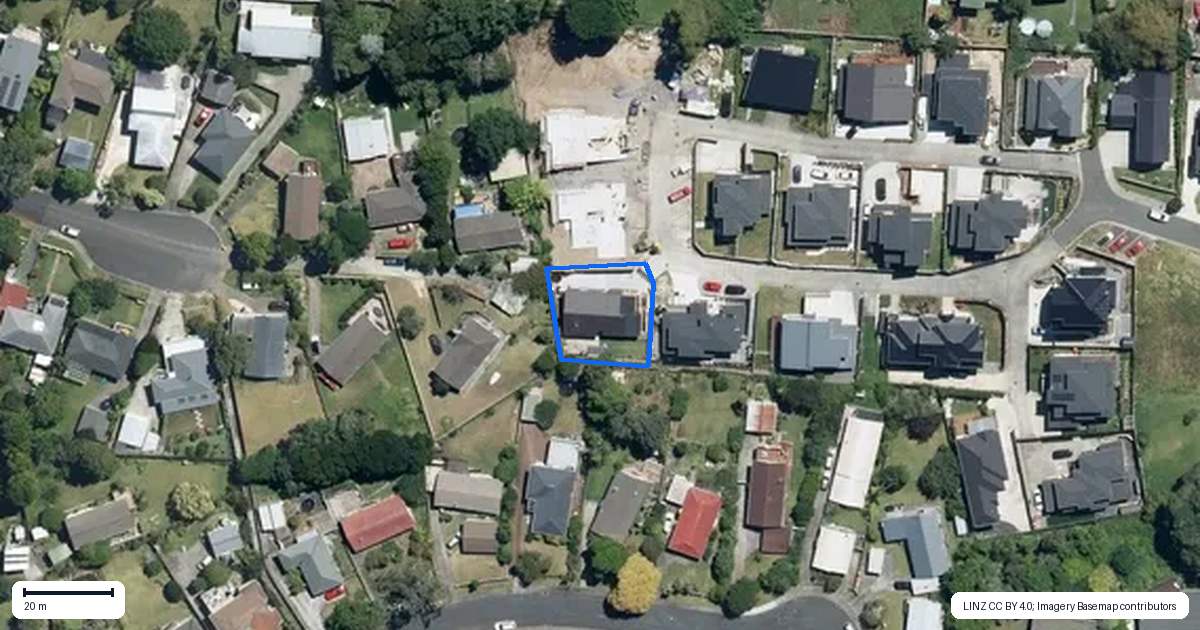 Property context map for 16 Arataki Views Way, Glen Eden, Auckland