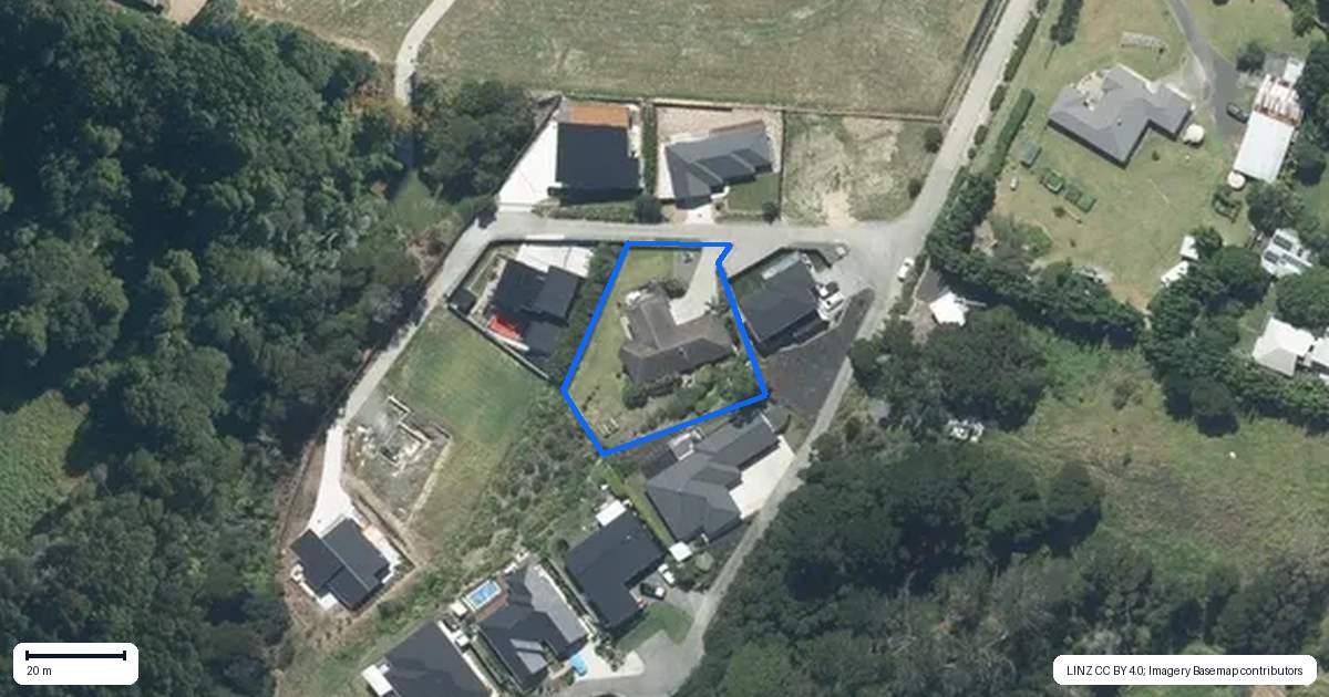 Property context map for 5 Ti Tree Lane, Stanmore Bay, Whangaparaoa
