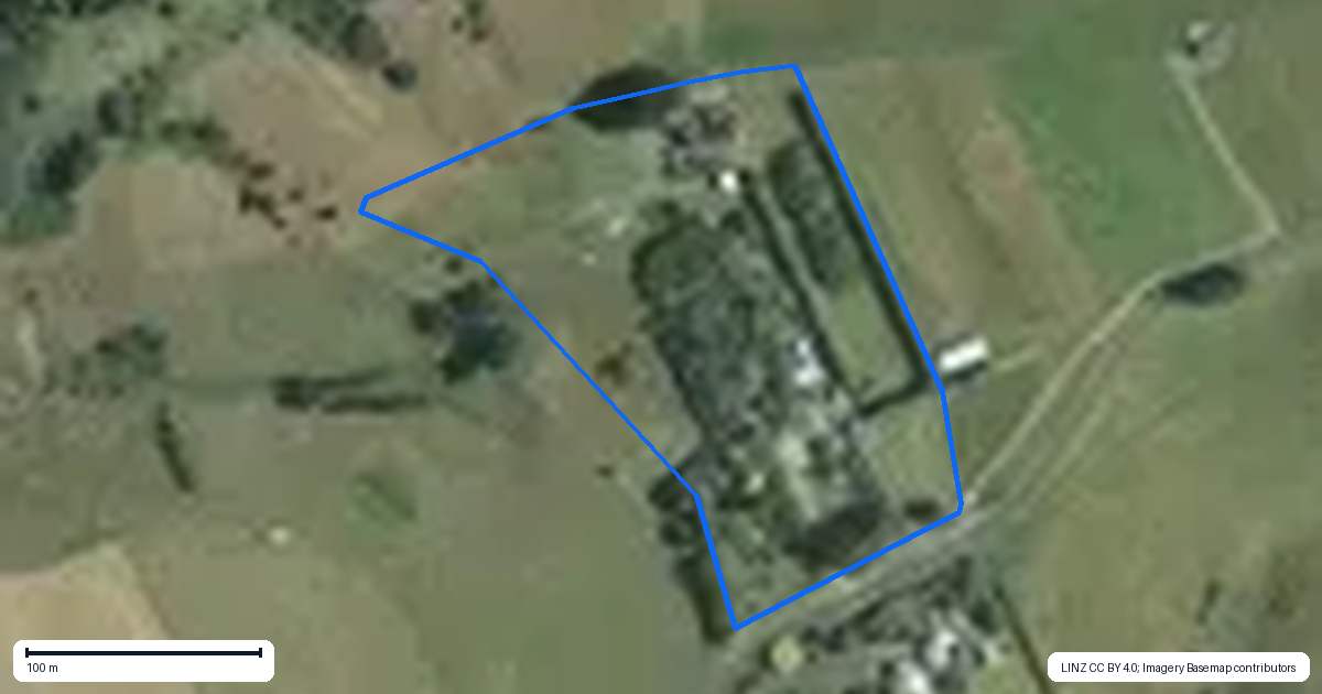 Property context map for 61 Puketutu Road, Bombay