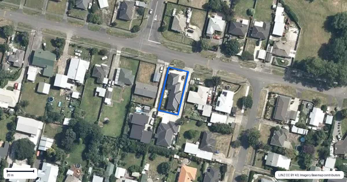Property context map for 27 Poole Street, Feilding