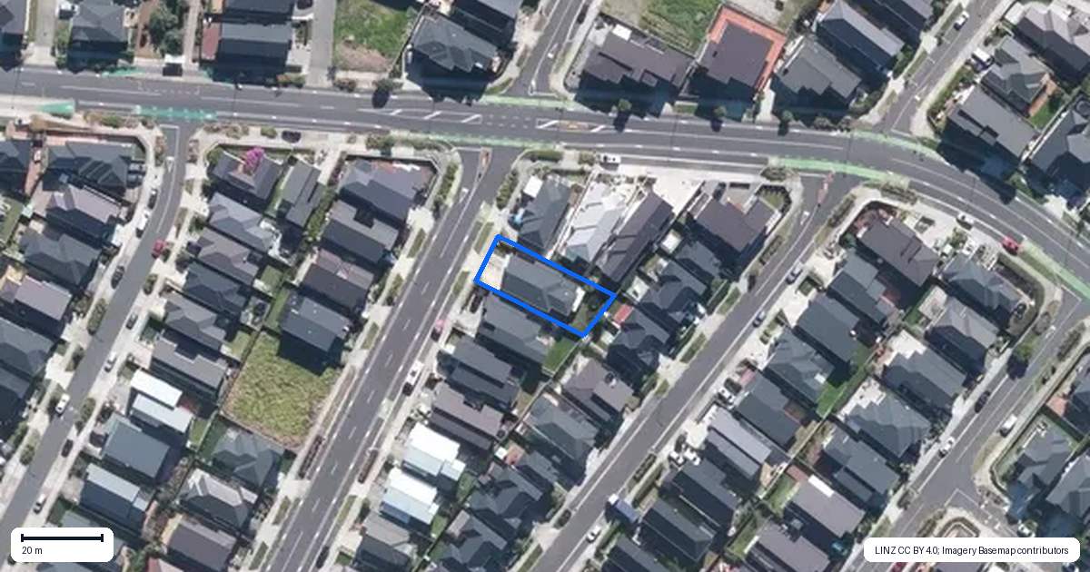 Property context map for 4 Roa Avenue, Hobsonville, Auckland