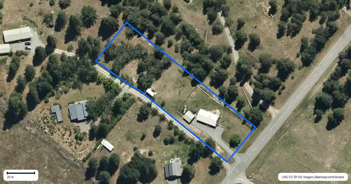 Property context map for 8B North West Arch, Twizel