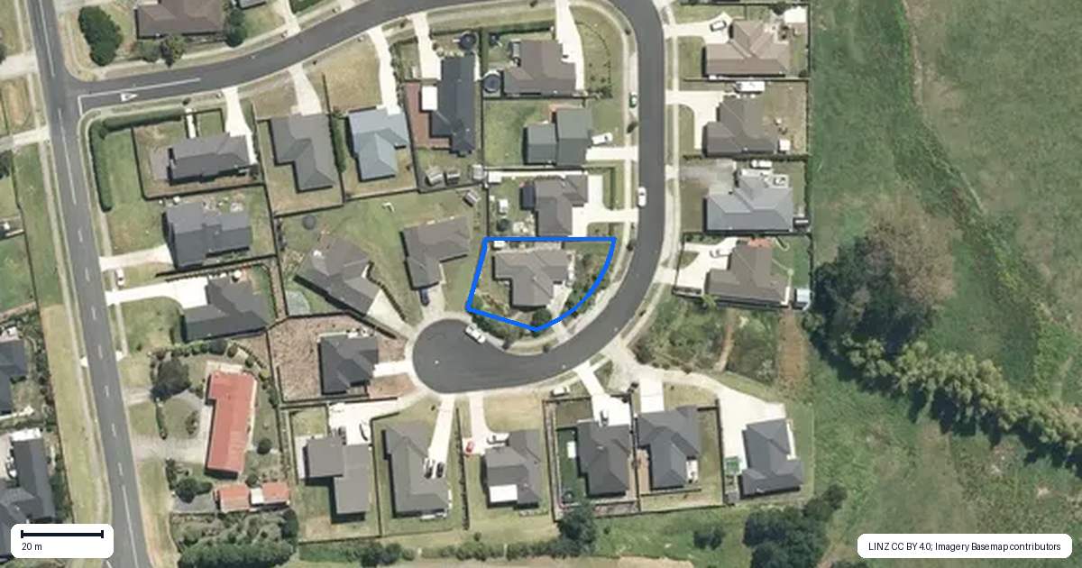 Property context map for 14 Matau Close, Te Kauwhata