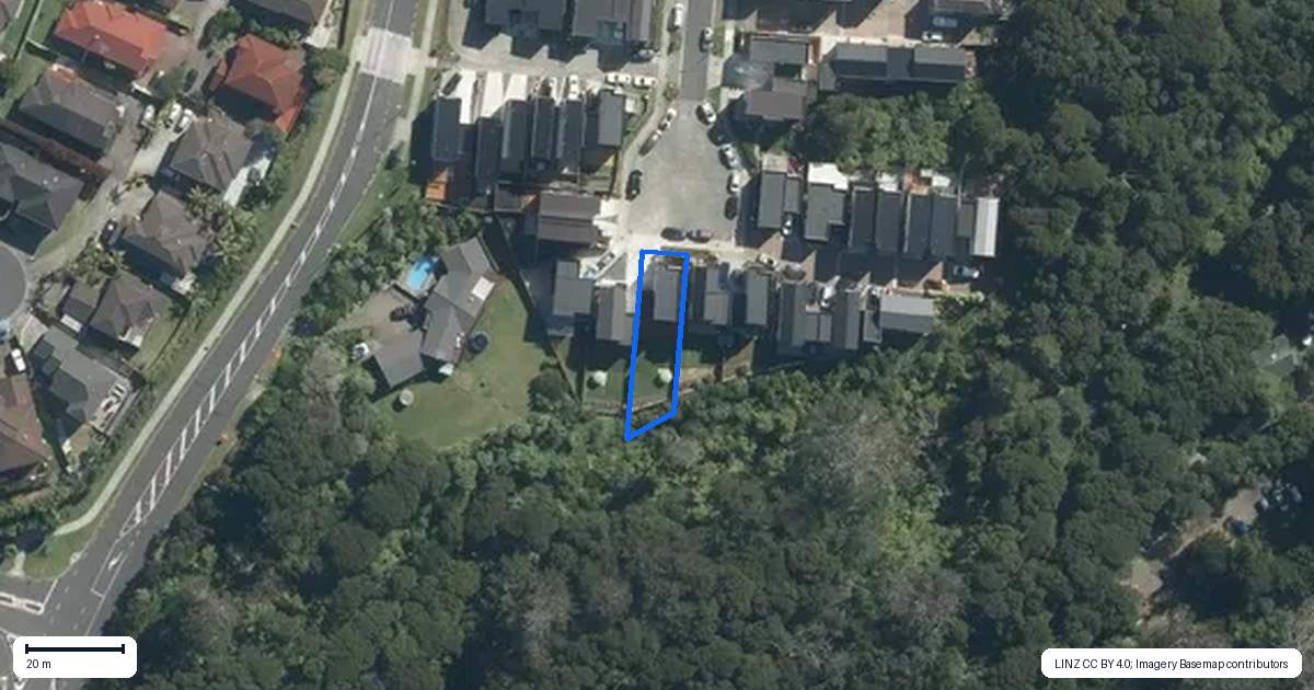 Property context map for 45 Waka Street, Albany Heights, Auckland