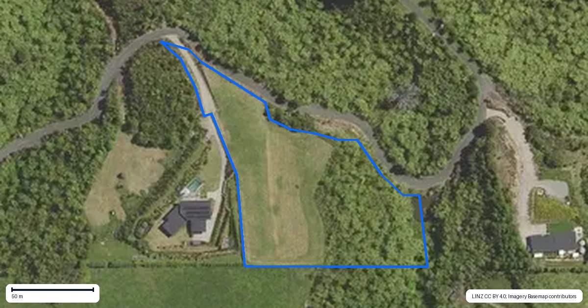 Property context map for 8 Pheasant Lane, Minden