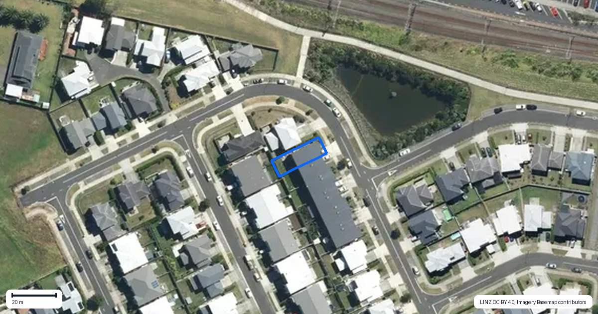 Property context map for 25 William Wallbank Crescent, Swanson, Auckland